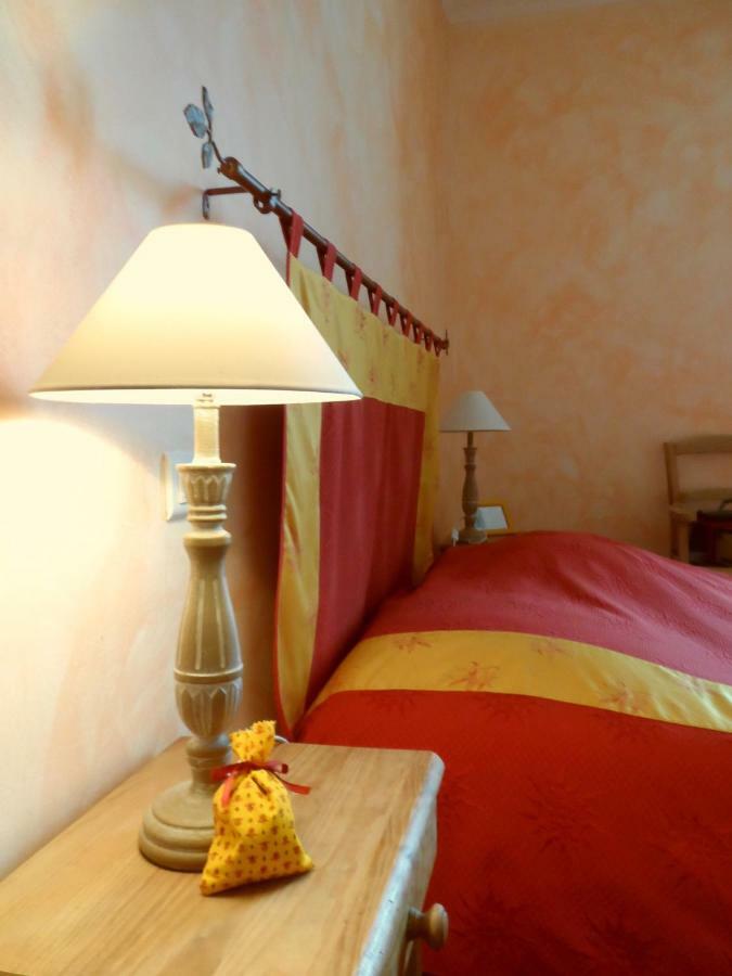Mas La Cigaliere Bed & Breakfast Venasque Luaran gambar